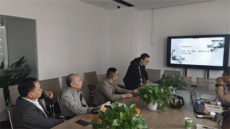 以AI視頻聯(lián)網(wǎng)報(bào)警服務(wù)為立足點(diǎn)，加大AI技術(shù)在各環(huán)境中的應(yīng)用