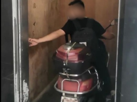 電瓶車禁入電梯識別管理系統(tǒng)：守護您的安全出行